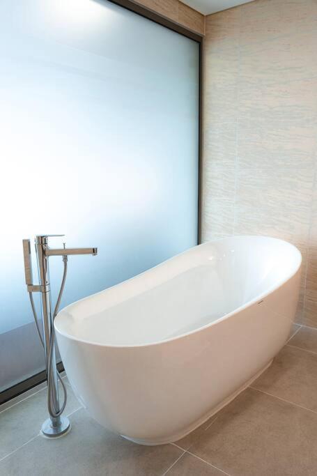 1Br - 1 Sofa Bed Luxurious 5-Stars Resort Phuc Yen Exterior foto